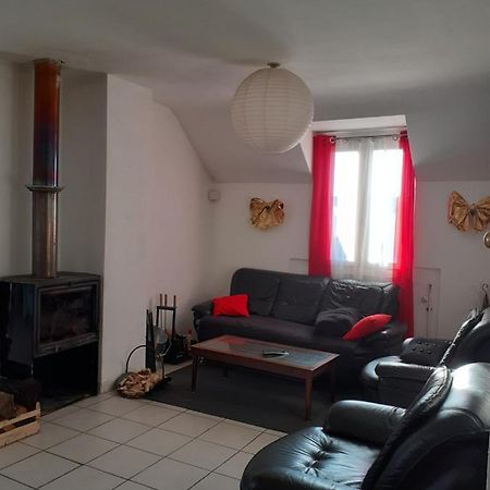 Appartement Spacieux Et Lumineux Oloron-Sainte-Marie Exterior photo